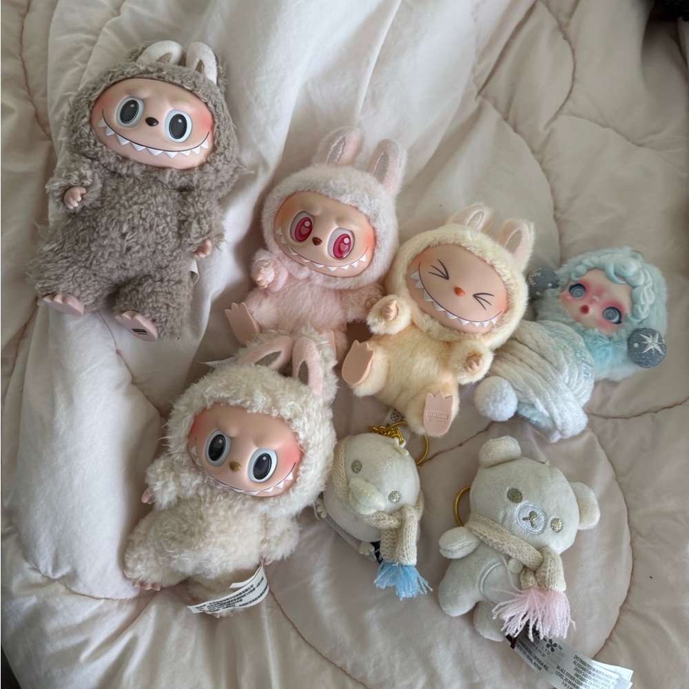 Authentic Labubu & Skullpanda